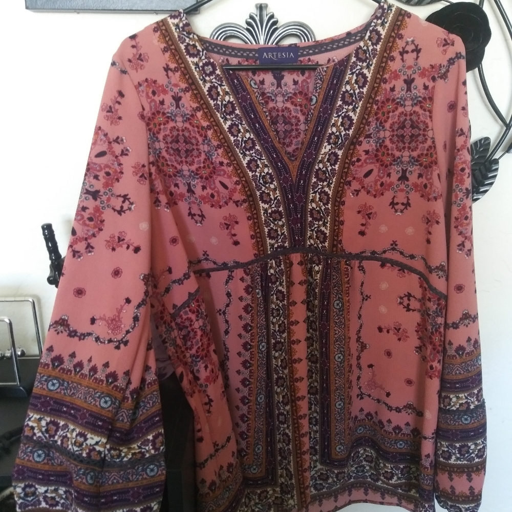 Artesia boho floral blouse